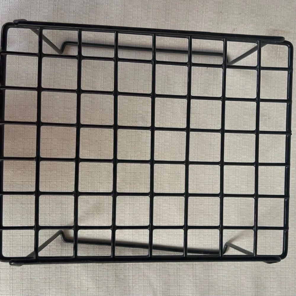 Set of 5 LockerMate Black Coated Metal Storage Racks